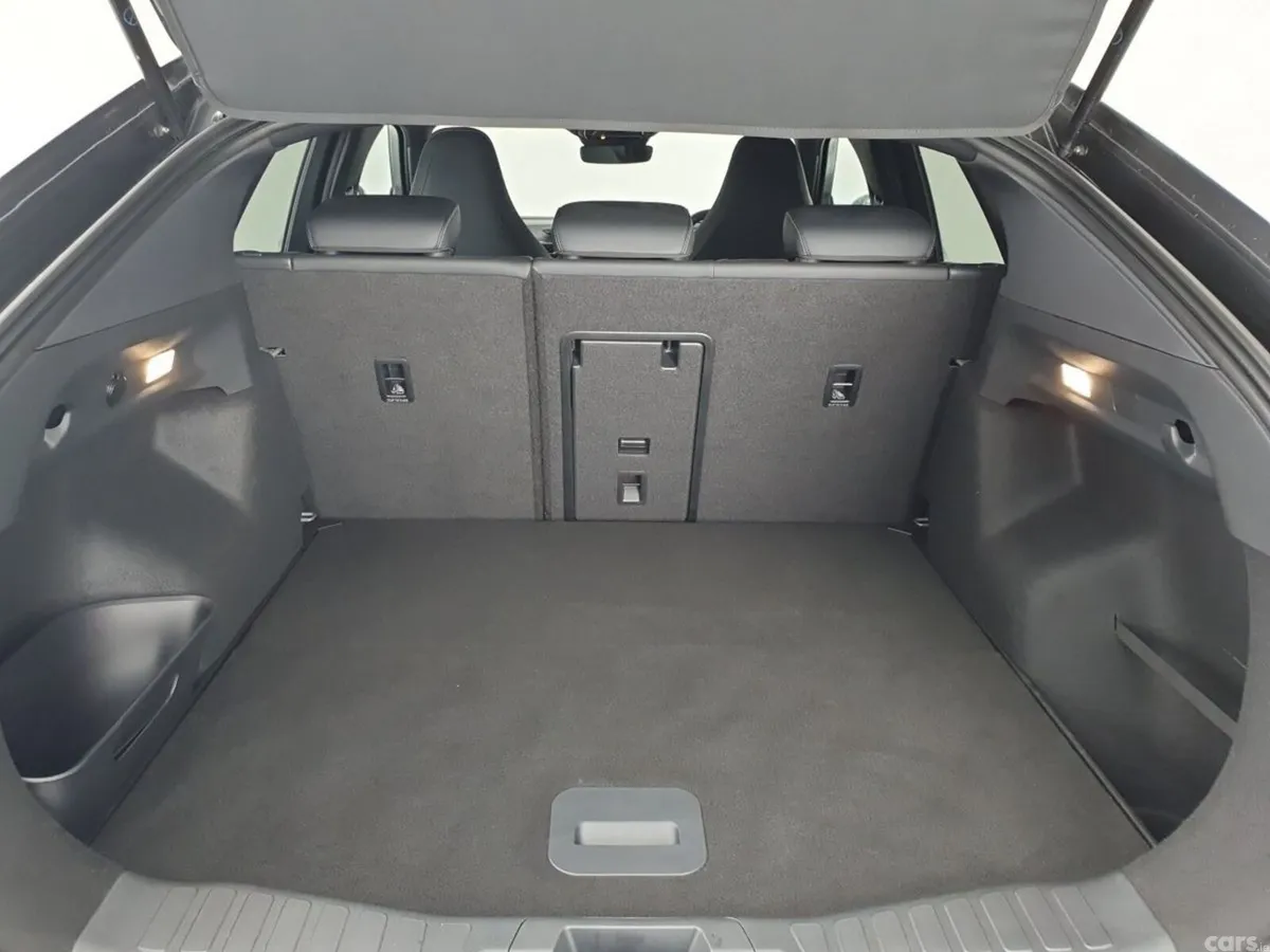 Ford Capri SUV, Electric, 2025, Grey