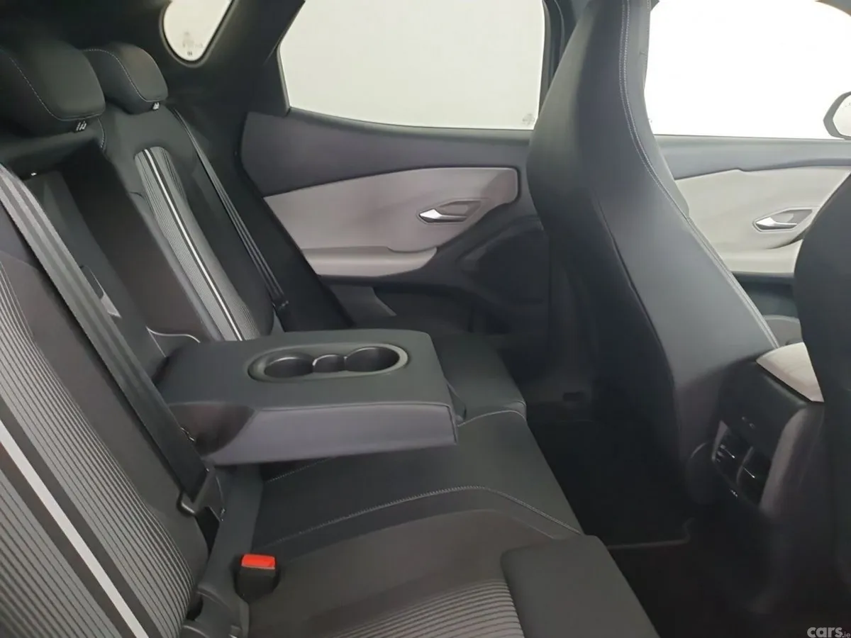 Ford Capri SUV, Electric, 2025, Grey