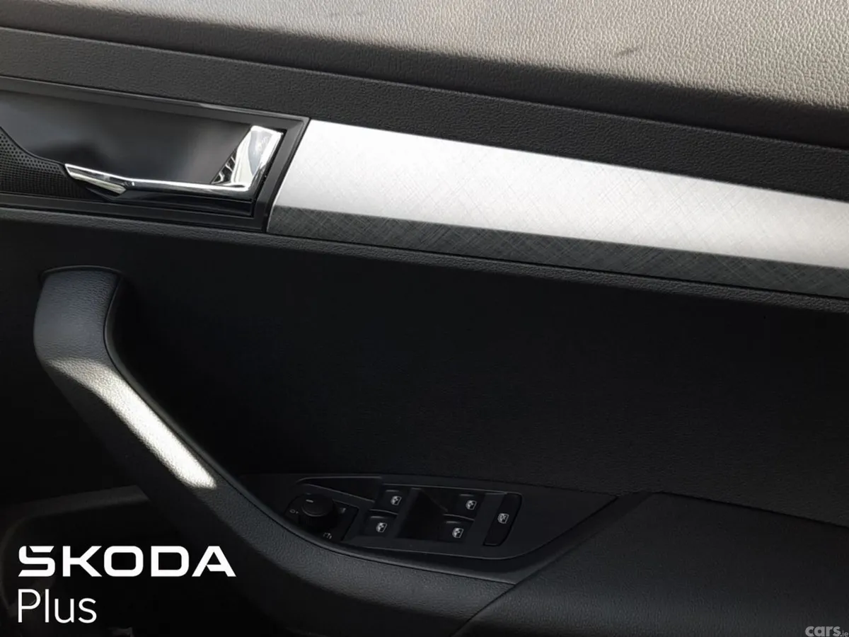 Skoda Karoq SUV, Diesel, 2026, Grey