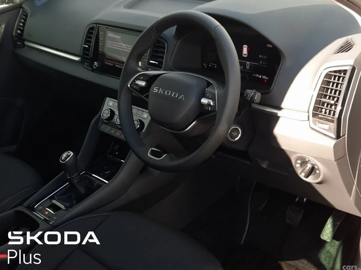 Skoda Karoq SUV, Diesel, 2026, Grey