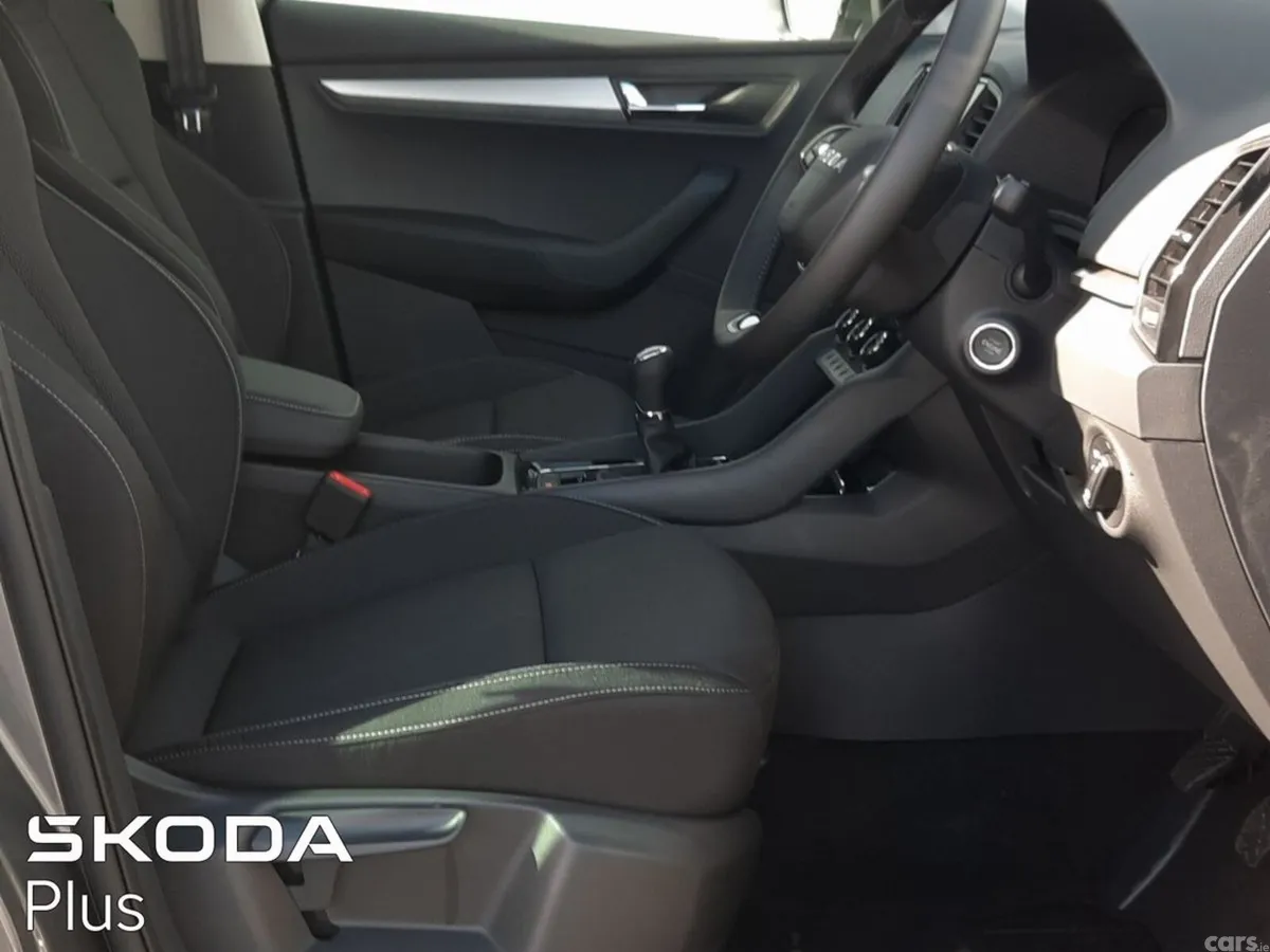 Skoda Karoq SUV, Diesel, 2026, Grey