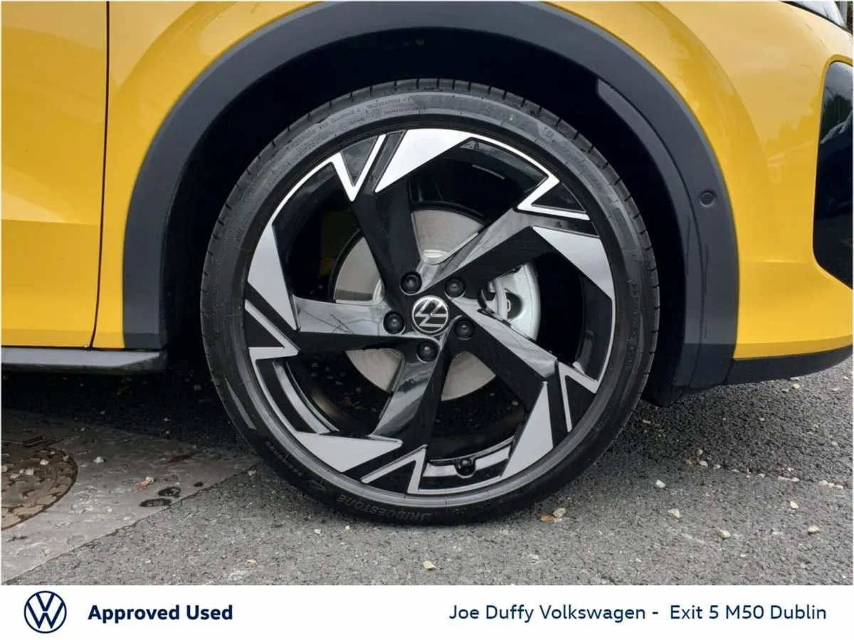 Volkswagen T-Roc SUV, Petrol, 2026, Yellow