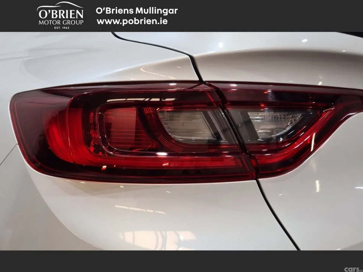 Renault Arkana Hatchback, Petrol, 2023, White