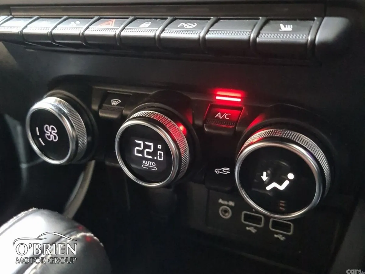 Renault Arkana Hatchback, Petrol, 2023, White