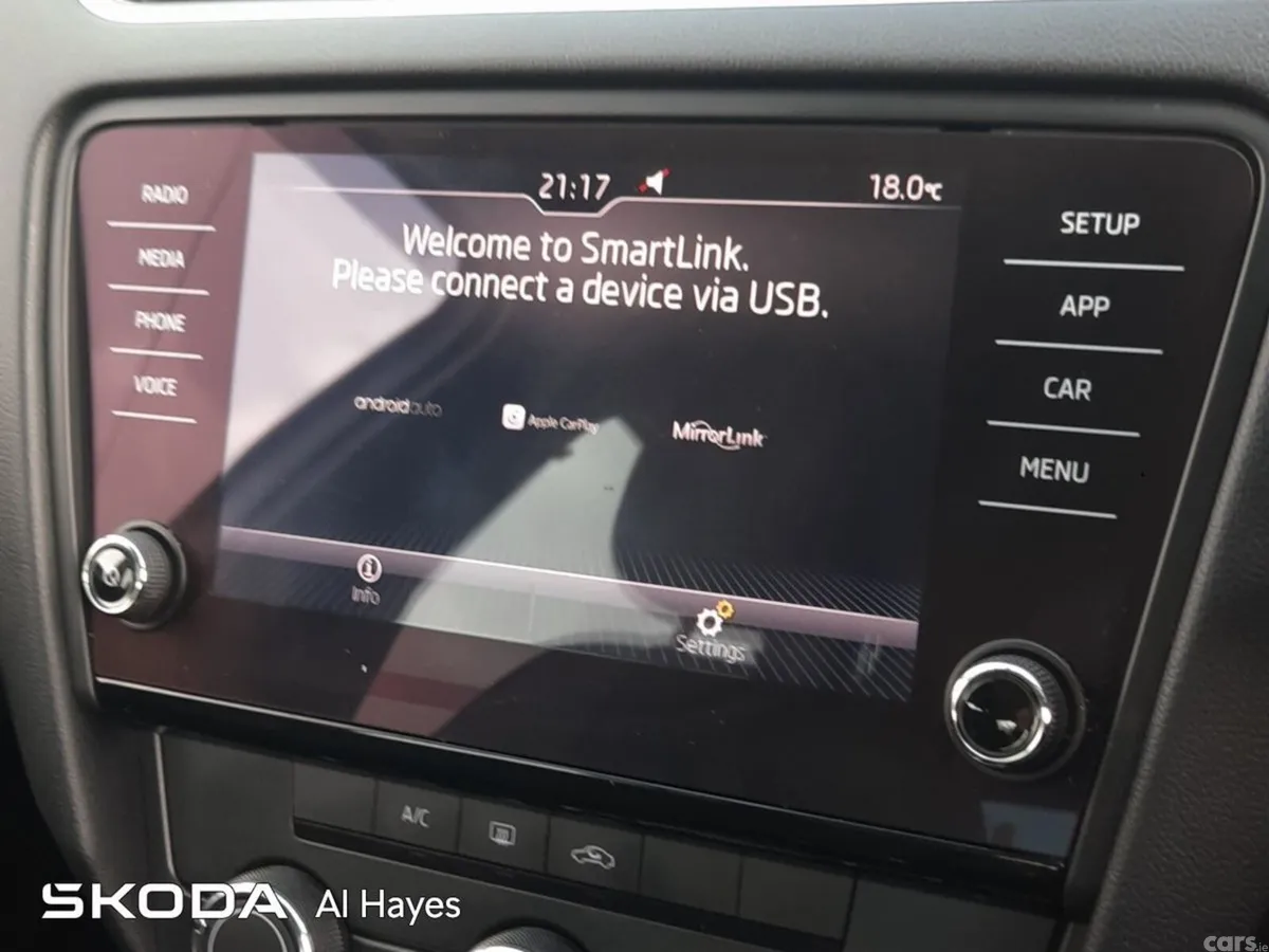 Skoda Octavia Saloon, Diesel, 2020, White