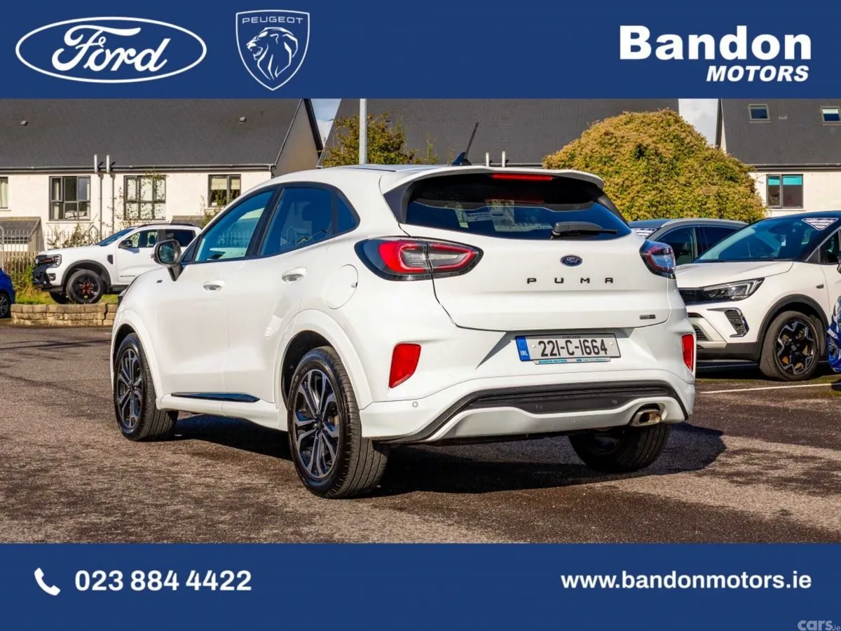 Ford Puma MPV, Petrol Hybrid, 2022, White