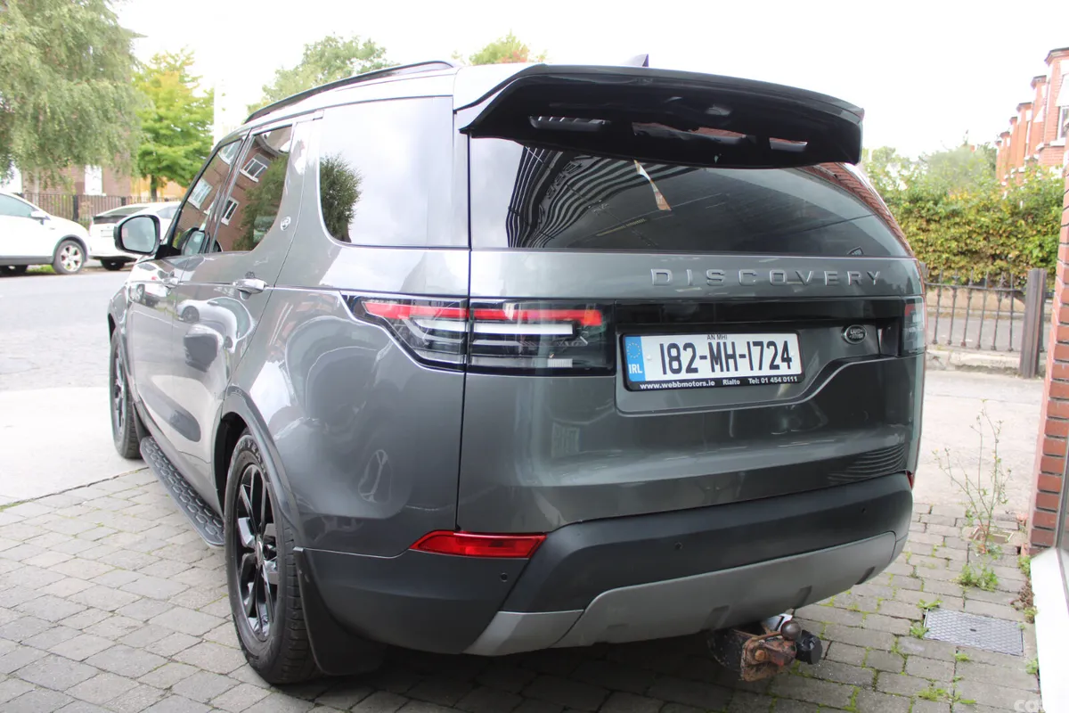 Land Rover Discovery SUV, Diesel, 2018, Grey