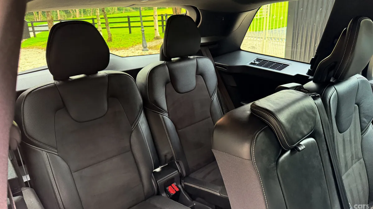 Volvo XC90 SUV, Petrol Plug-in Hybrid, 2021, Grey