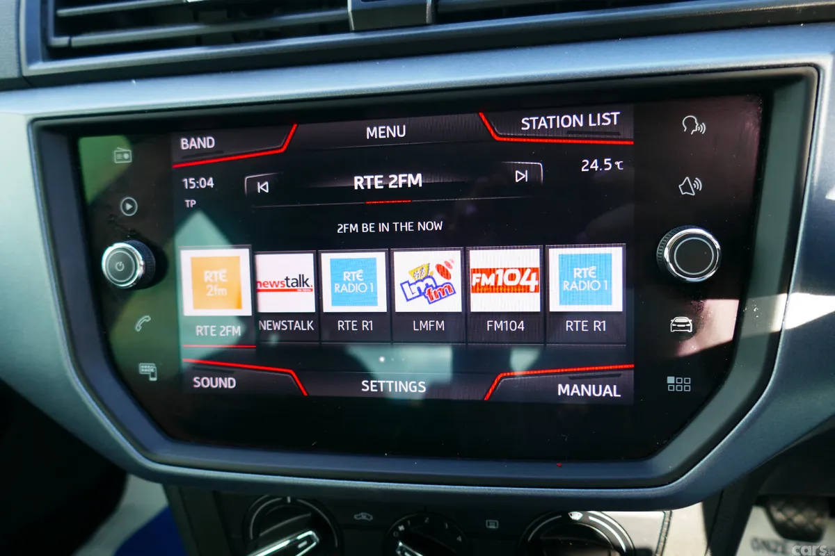 SEAT Arona SUV, Diesel, 2018, Red