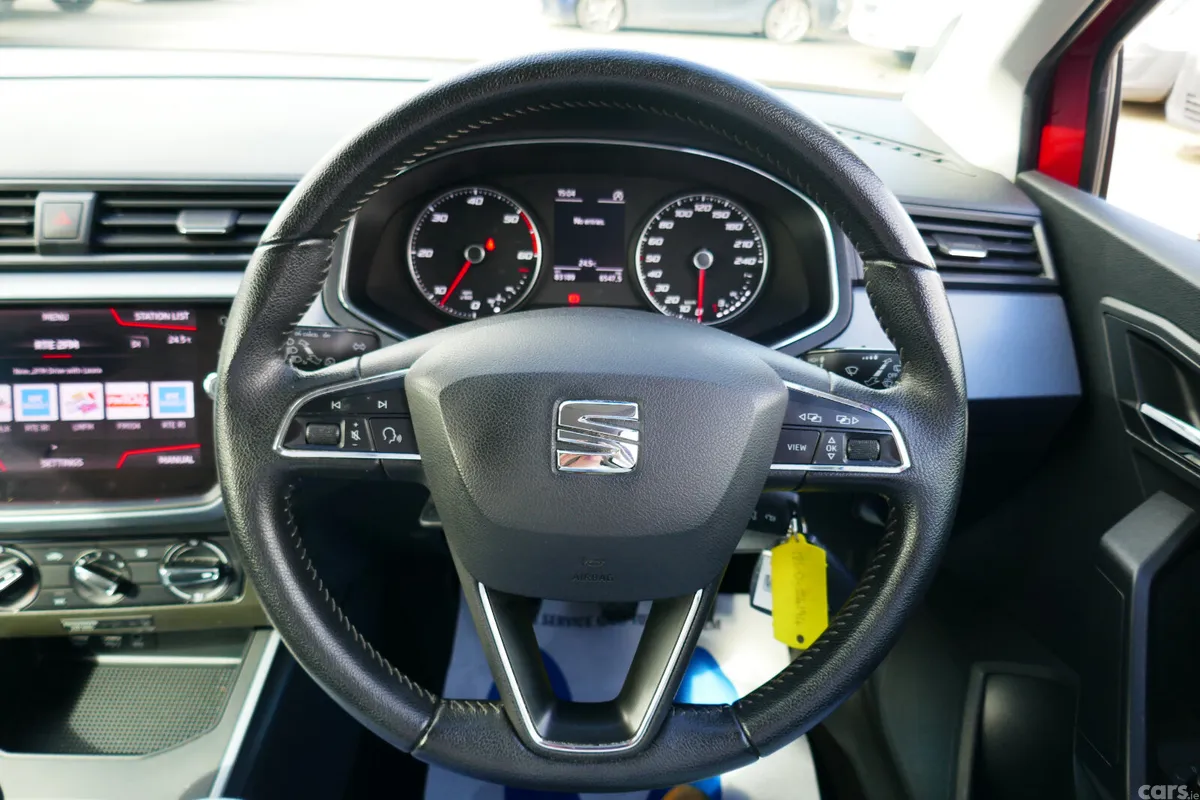 SEAT Arona SUV, Diesel, 2018, Red
