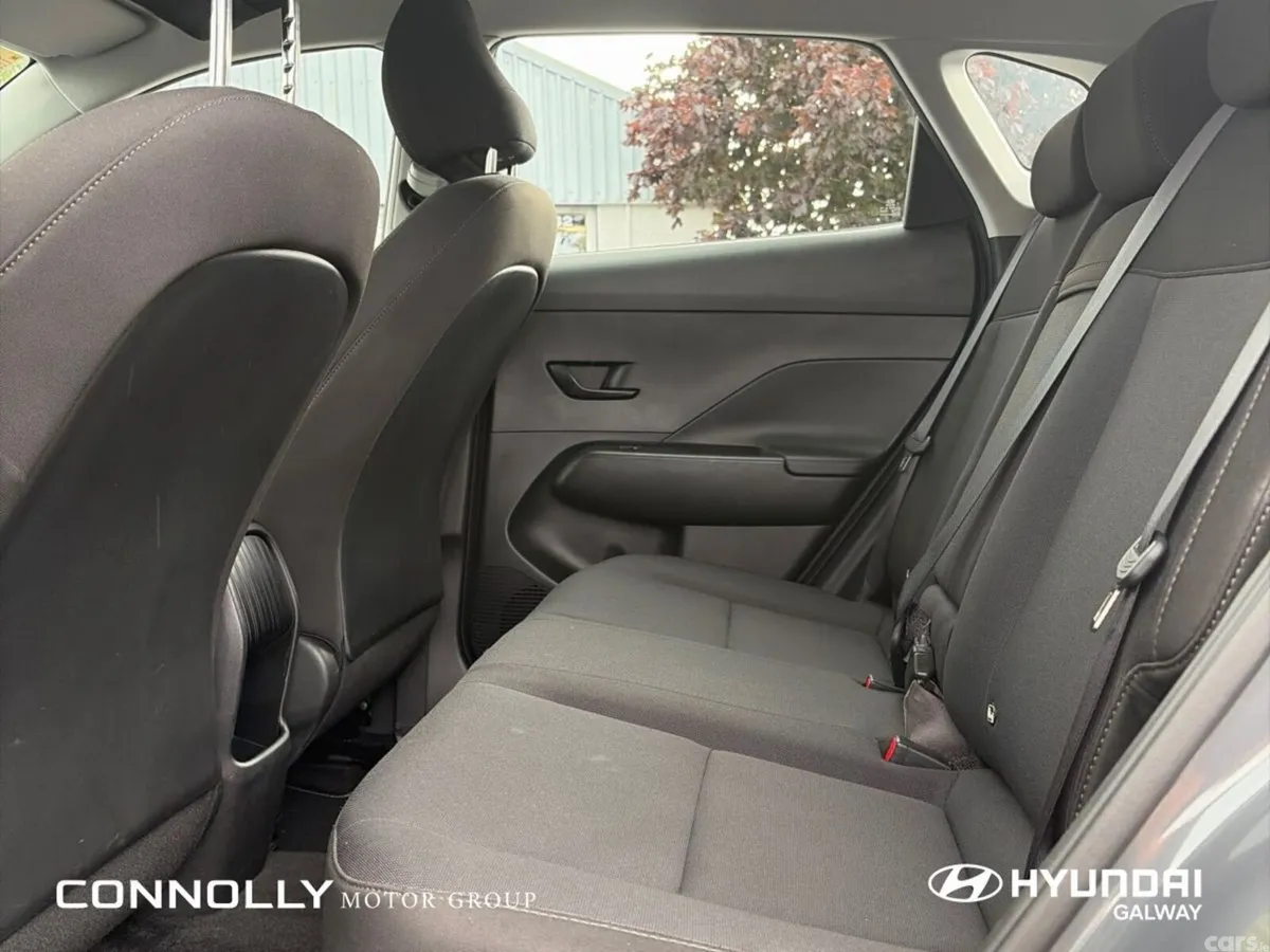 Hyundai KONA MPV, Petrol, 2025, Grey