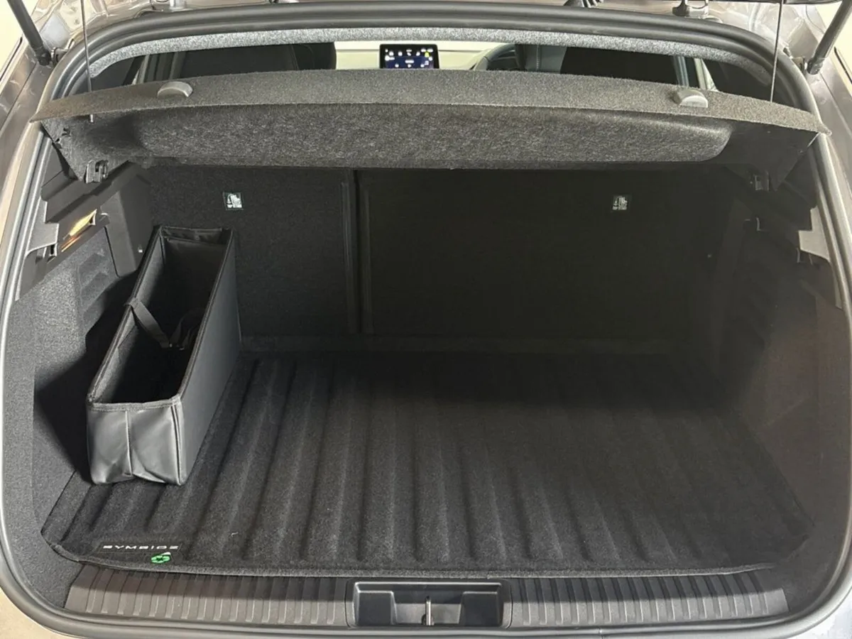Renault Symbioz Hatchback, Petrol Hybrid, 2026, Grey