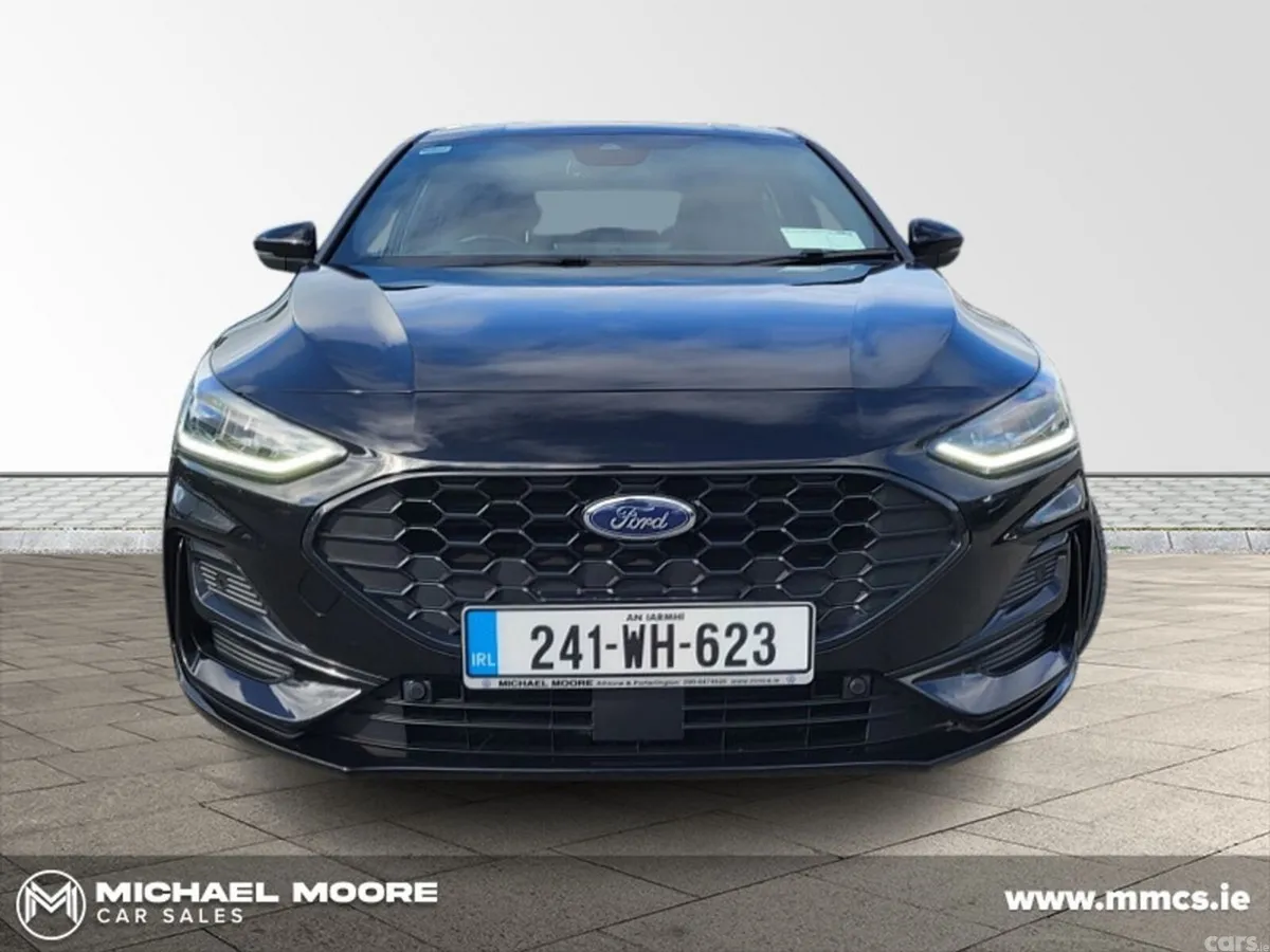 Ford Focus Hatchback, Diesel, 2024, Black