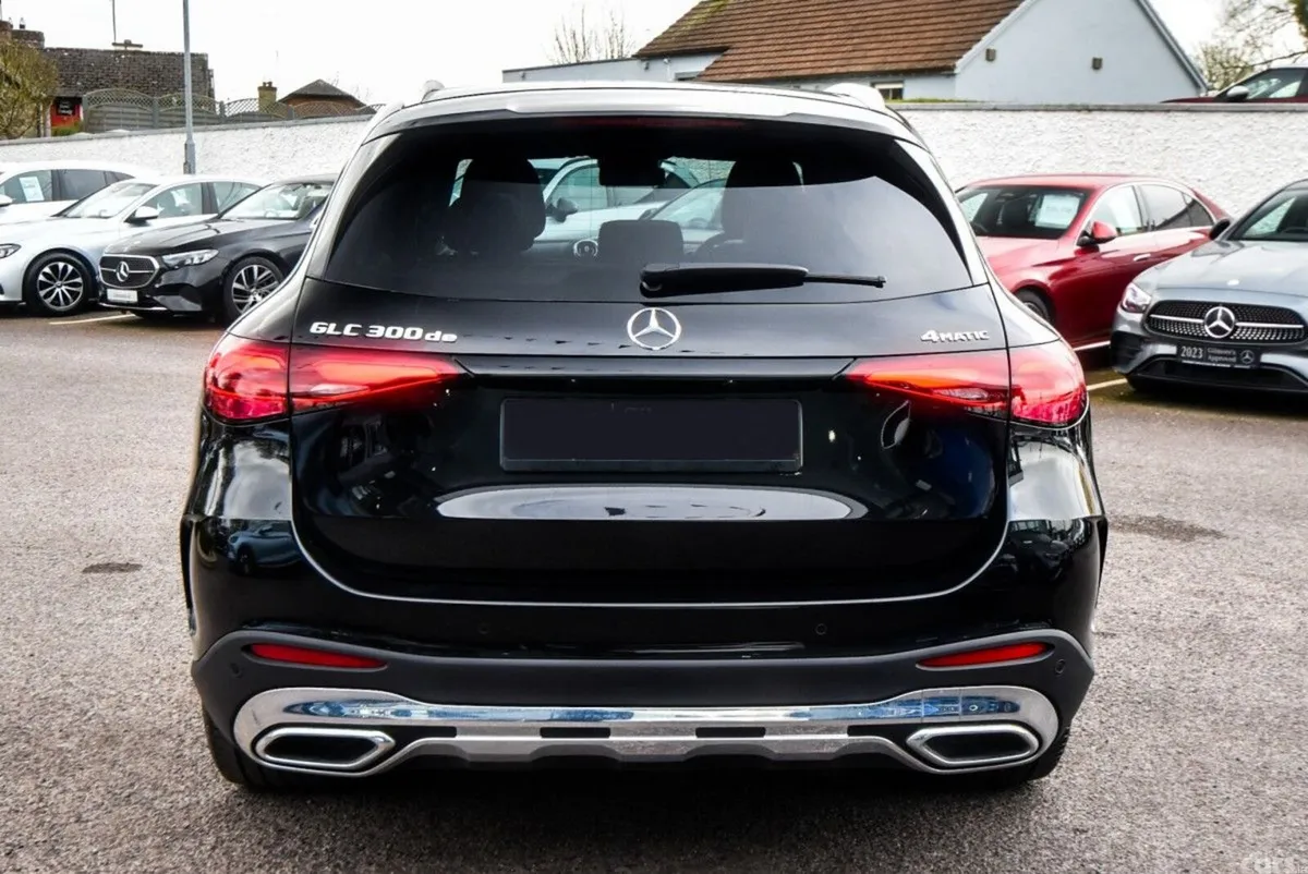 Mercedes-Benz GLC SUV, Diesel Plug-in Hybrid, 2026, Black