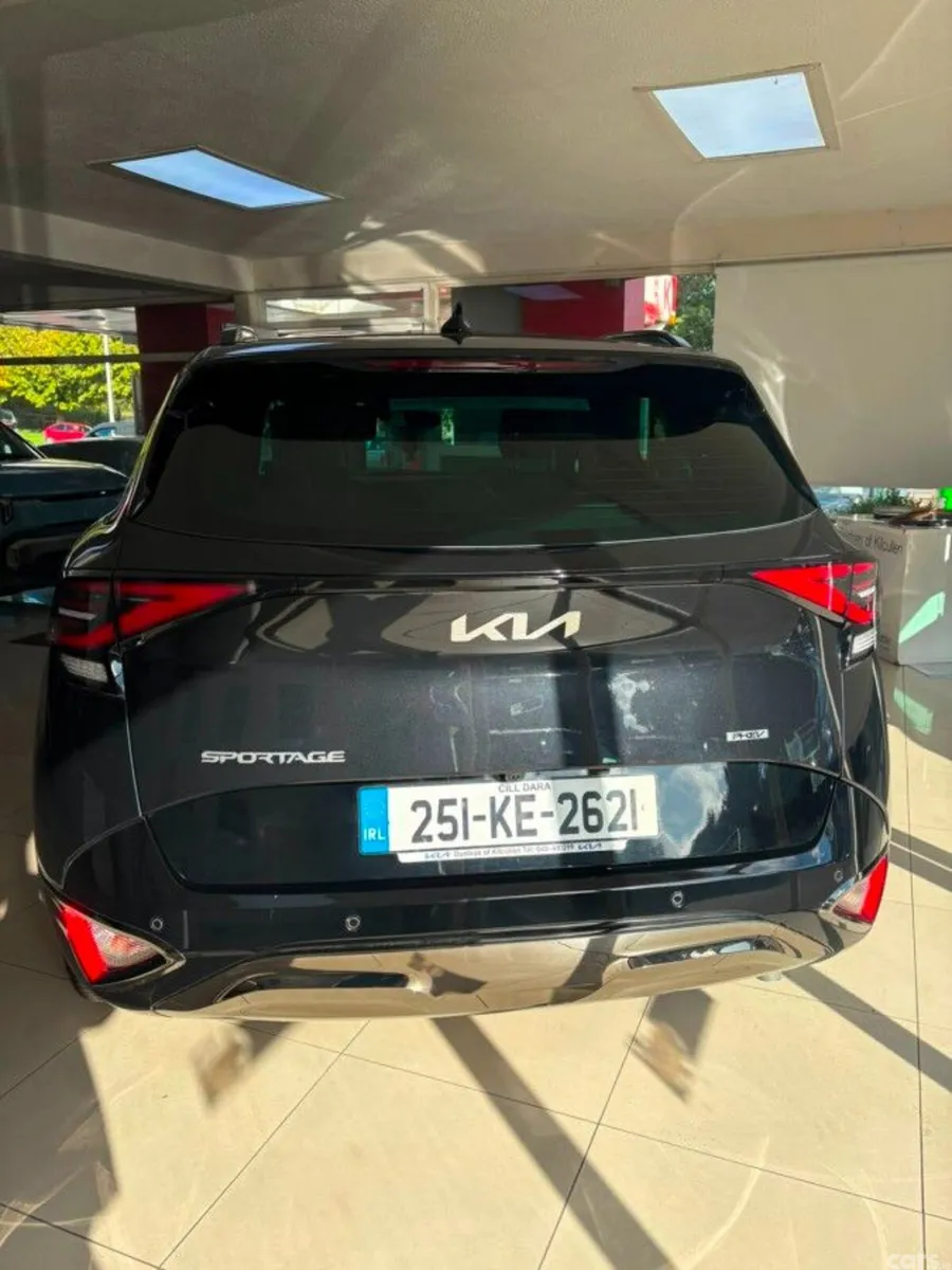 Kia Sportage SUV, Petrol Plug-in Hybrid, 2025, Black