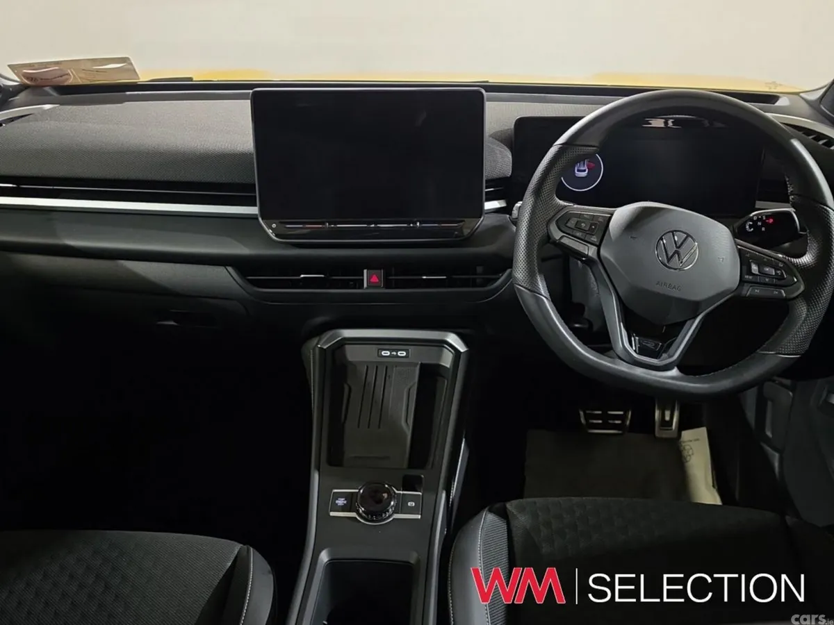 Volkswagen T-Roc SUV, Petrol, 2026, Yellow