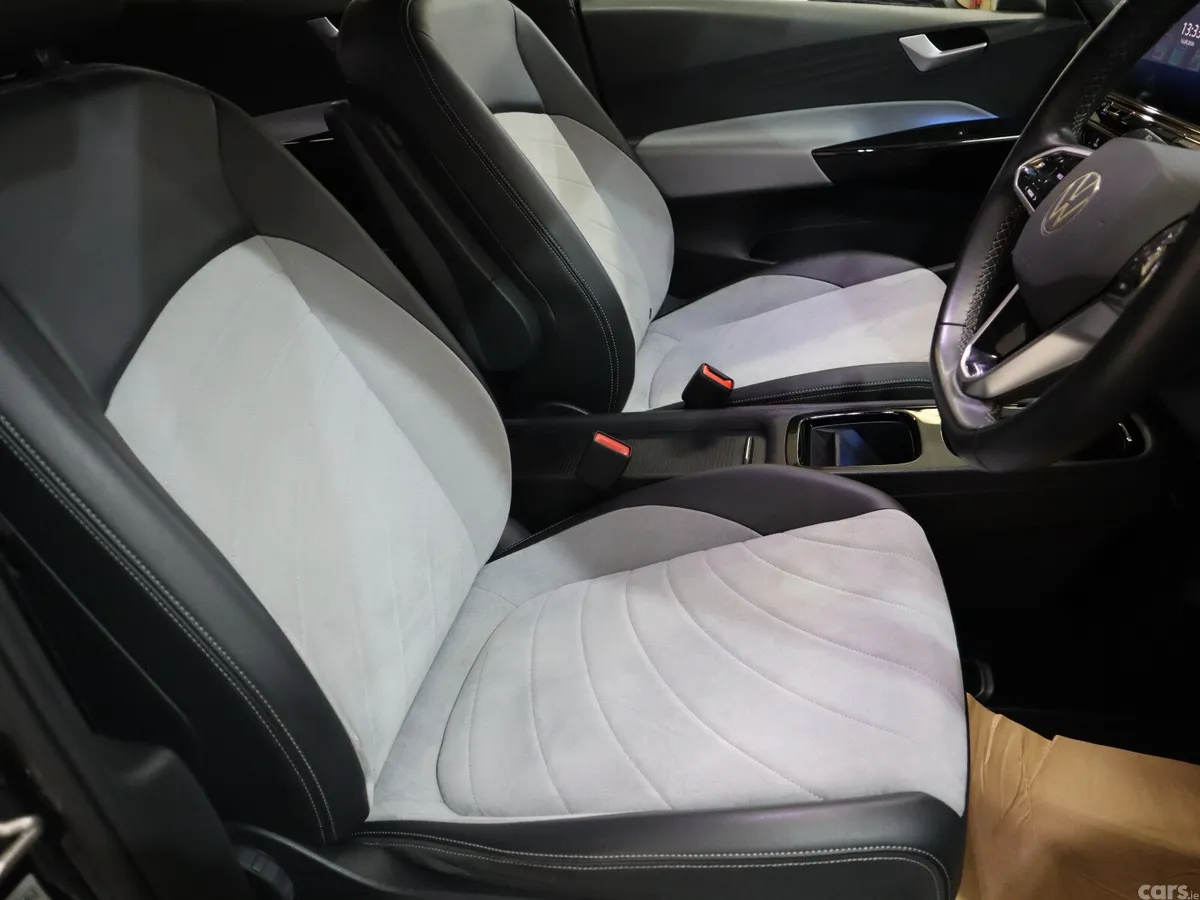Volkswagen ID.3 Estate, Electric, 2023, Grey