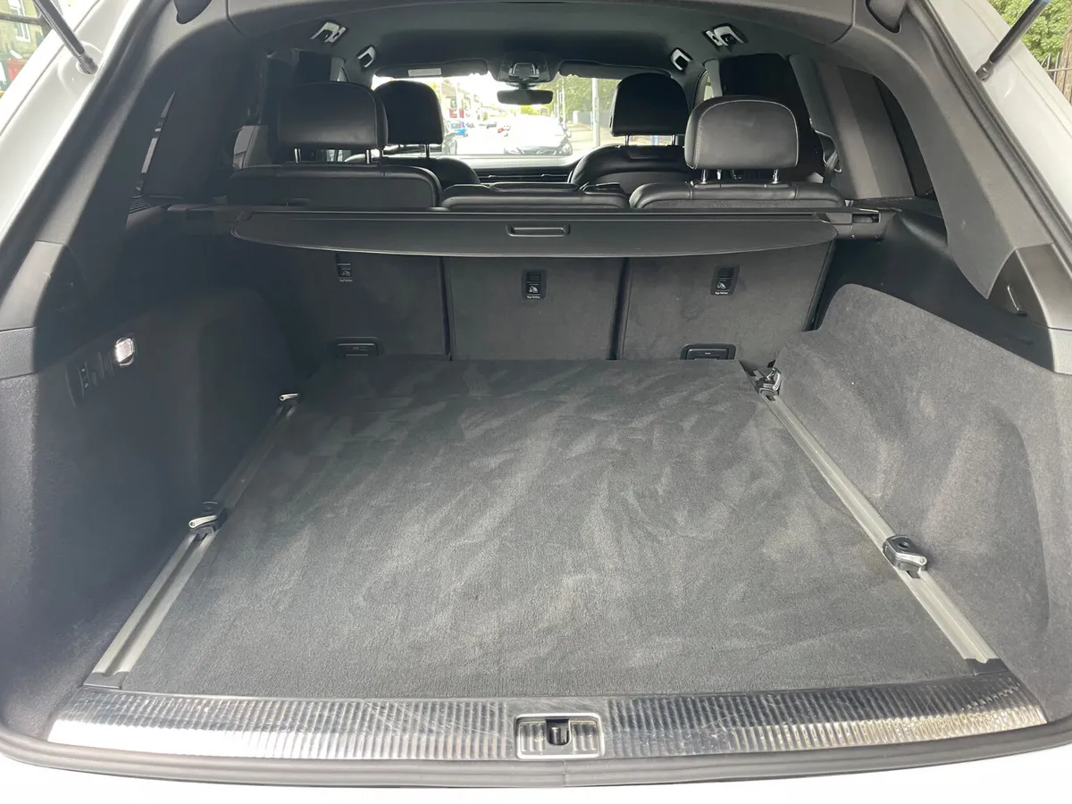 Audi Q7 SUV, Petrol Plug-in Hybrid, 2020, White