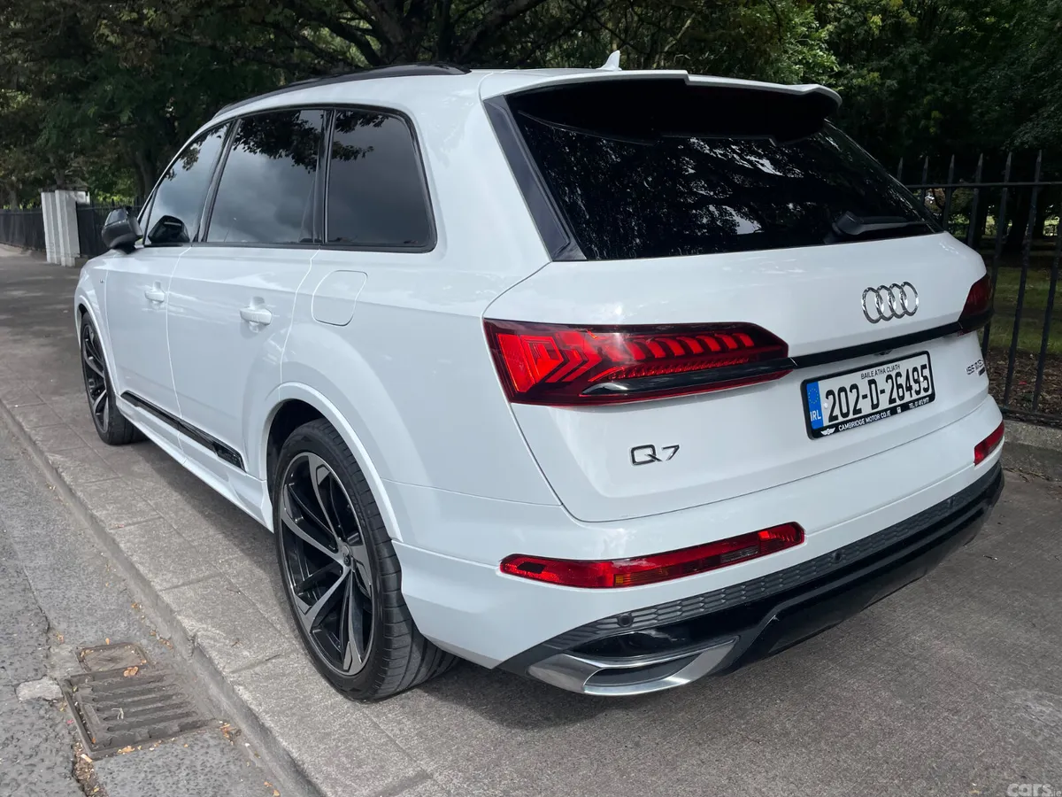 Audi Q7 SUV, Petrol Plug-in Hybrid, 2020, White