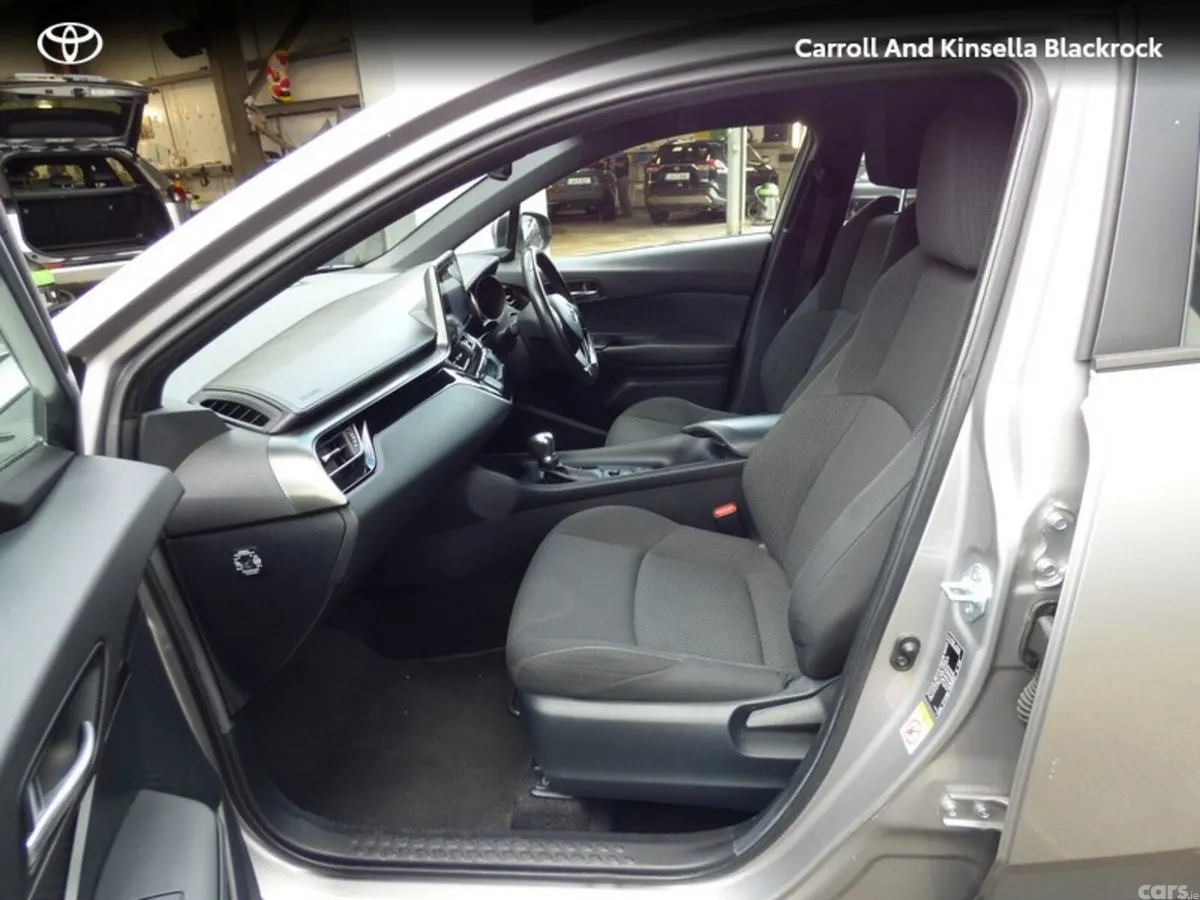 Toyota C-HR SUV, Petrol Hybrid, 2018, Grey