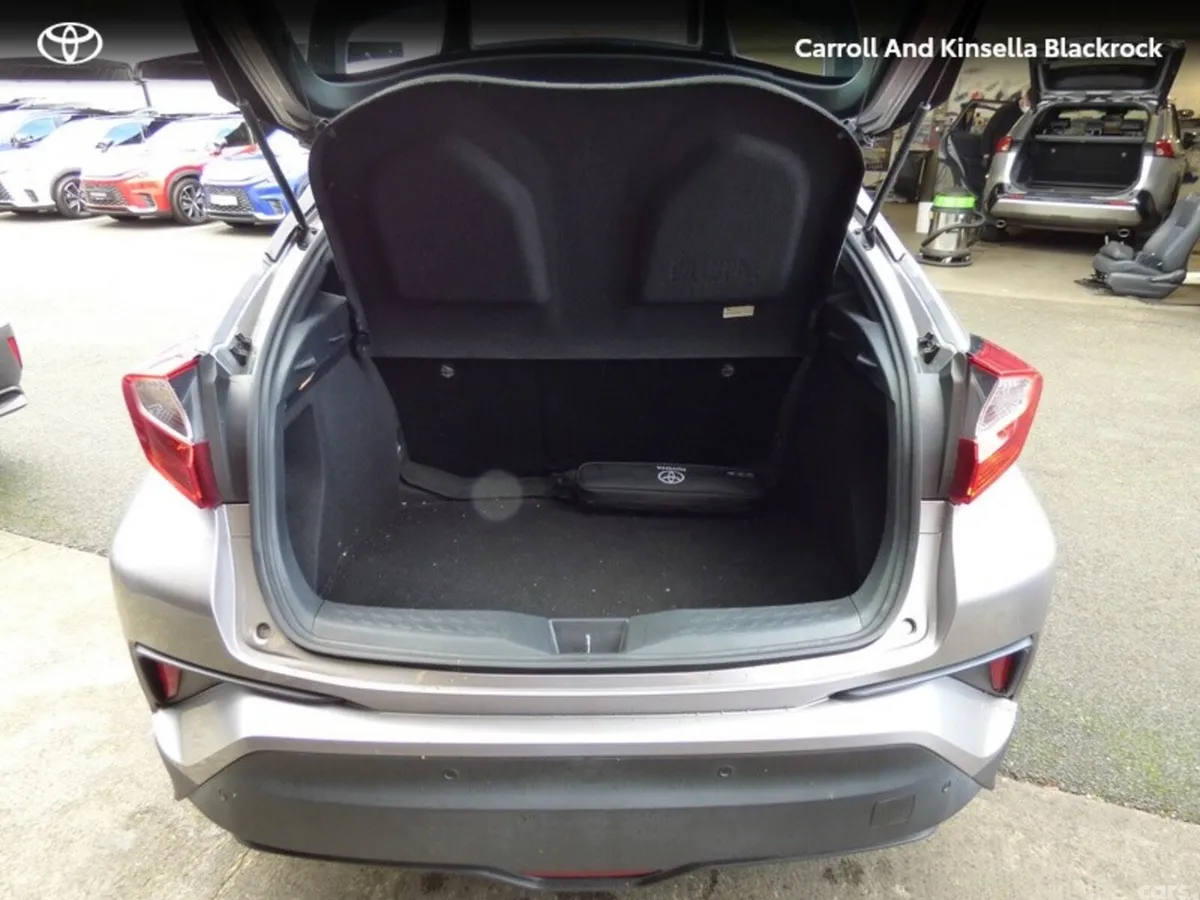 Toyota C-HR SUV, Petrol Hybrid, 2018, Grey