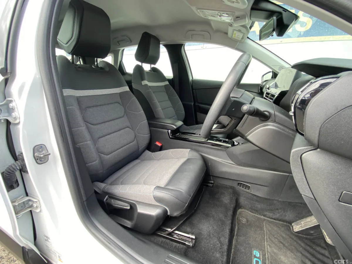 Citroen e-C4 Hatchback, Electric, 2024, White