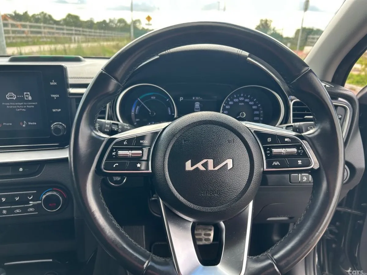 Kia XCeed Hatchback, Petrol Plug-in Hybrid, 2023, Black