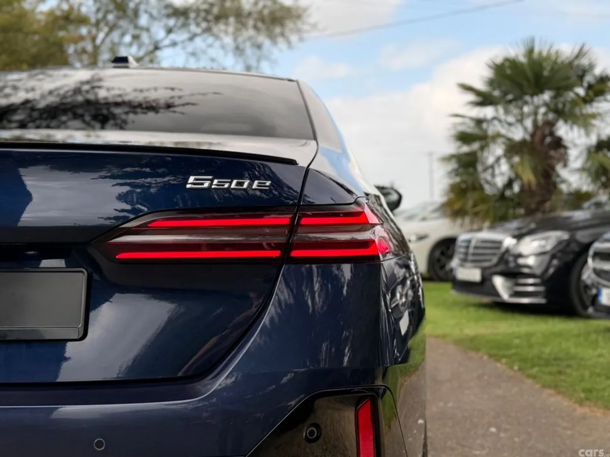 BMW 5-Series Saloon, Petrol Plug-in Hybrid, 2025, Blue