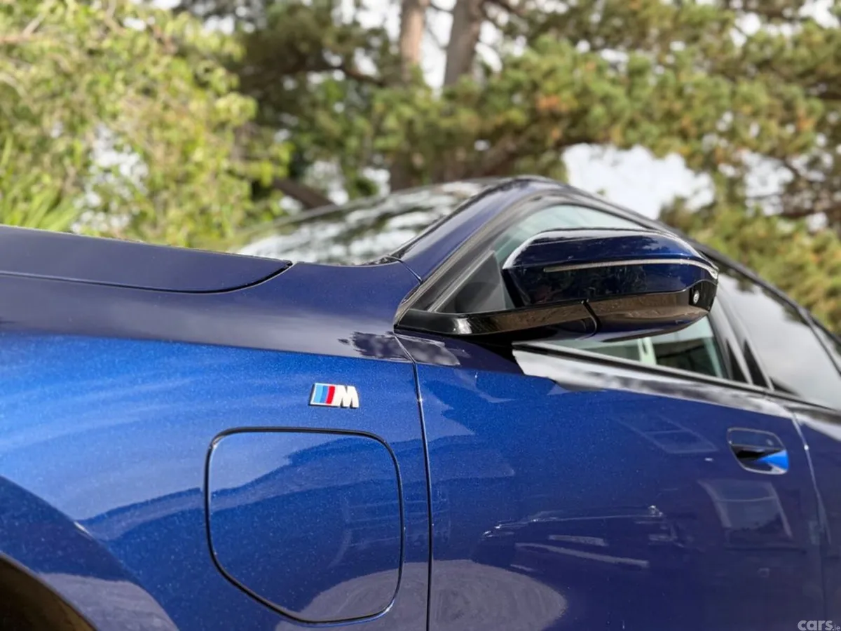 BMW 5-Series Saloon, Petrol Plug-in Hybrid, 2025, Blue
