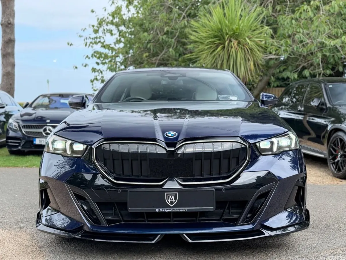 BMW 5-Series Saloon, Petrol Plug-in Hybrid, 2025, Blue