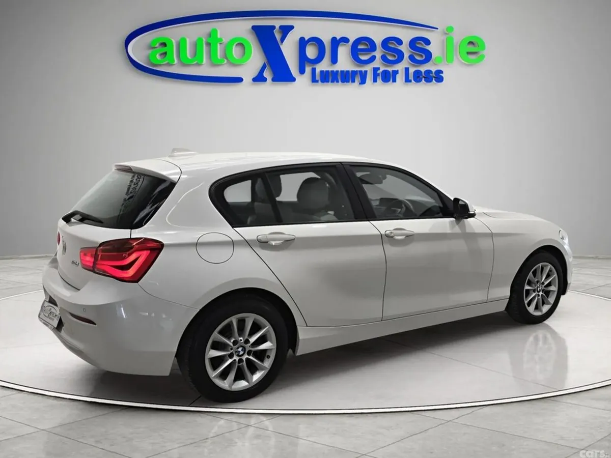 BMW 1-Series Hatchback, Diesel, 2017, White