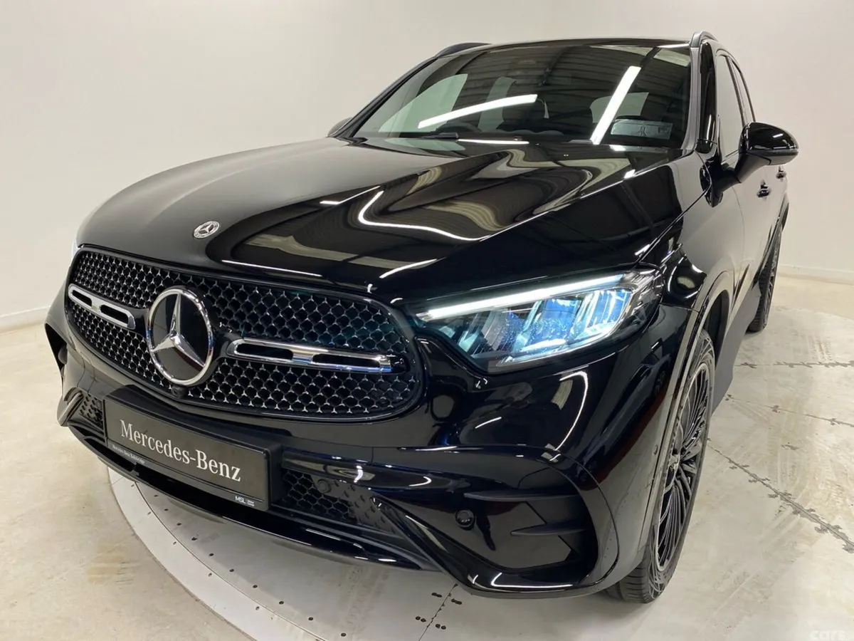 Mercedes-Benz GLC SUV, Petrol Plug-in Hybrid, 2026, Black