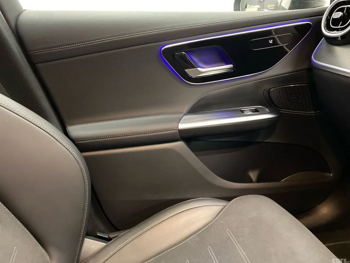 Mercedes-Benz GLC SUV, Petrol Plug-in Hybrid, 2026, Black