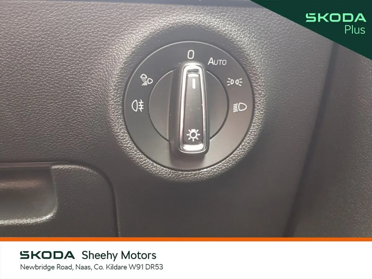 Skoda Karoq Estate, Diesel, 2023, Grey
