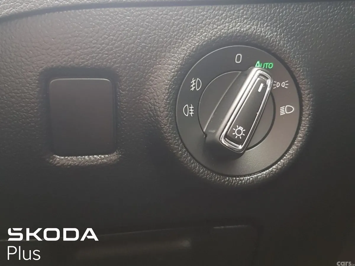 Skoda Superb Saloon, Diesel, 2024, Black