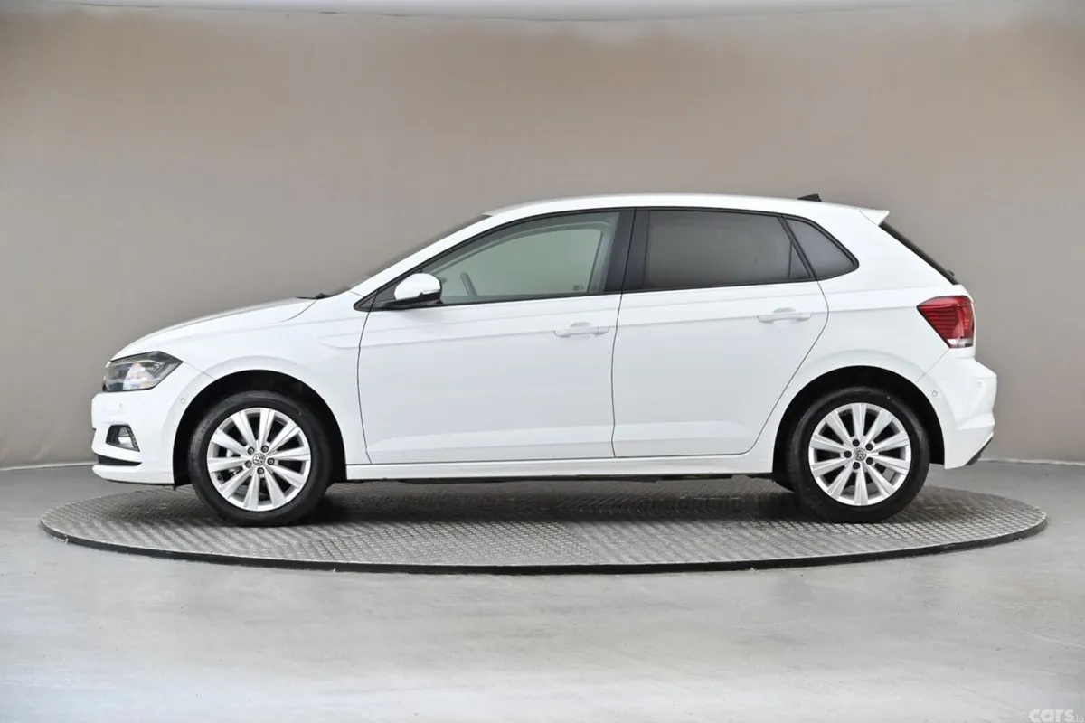 Volkswagen Polo Hatchback, Petrol, 2019, White