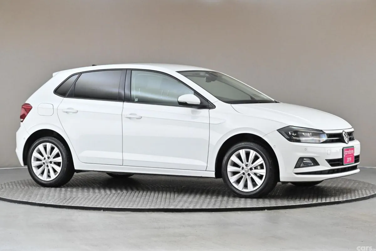 Volkswagen Polo Hatchback, Petrol, 2019, White
