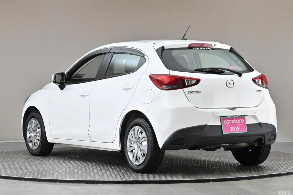 Mazda Mazda2 Hatchback, Petrol, 2019, White