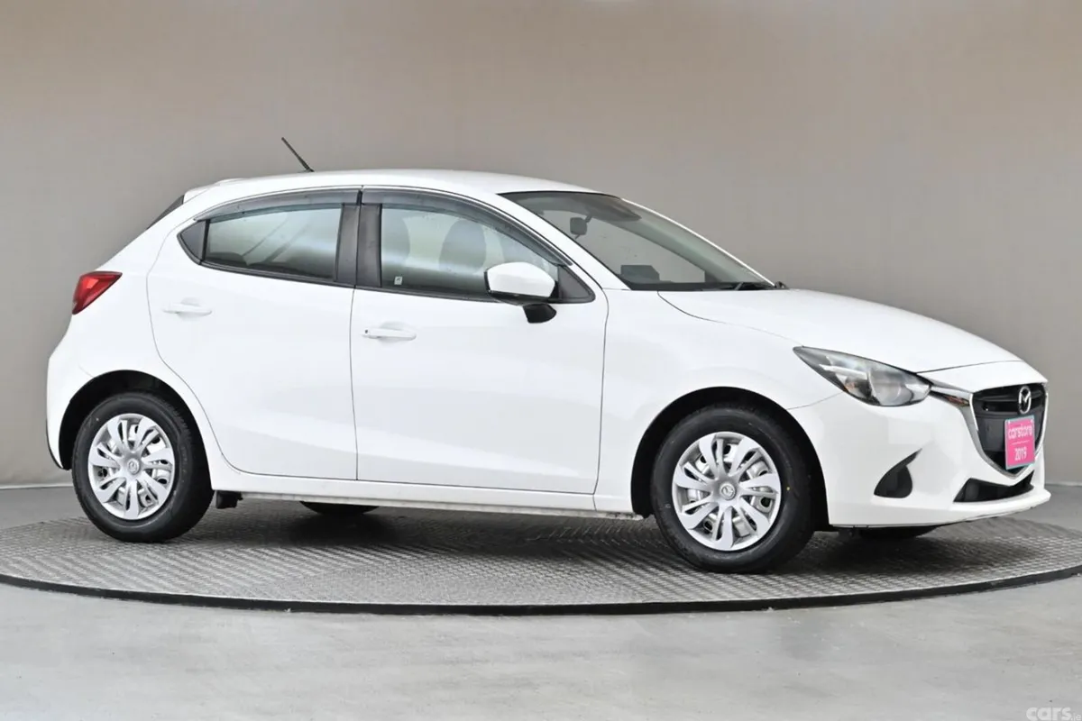 Mazda Mazda2 Hatchback, Petrol, 2019, White