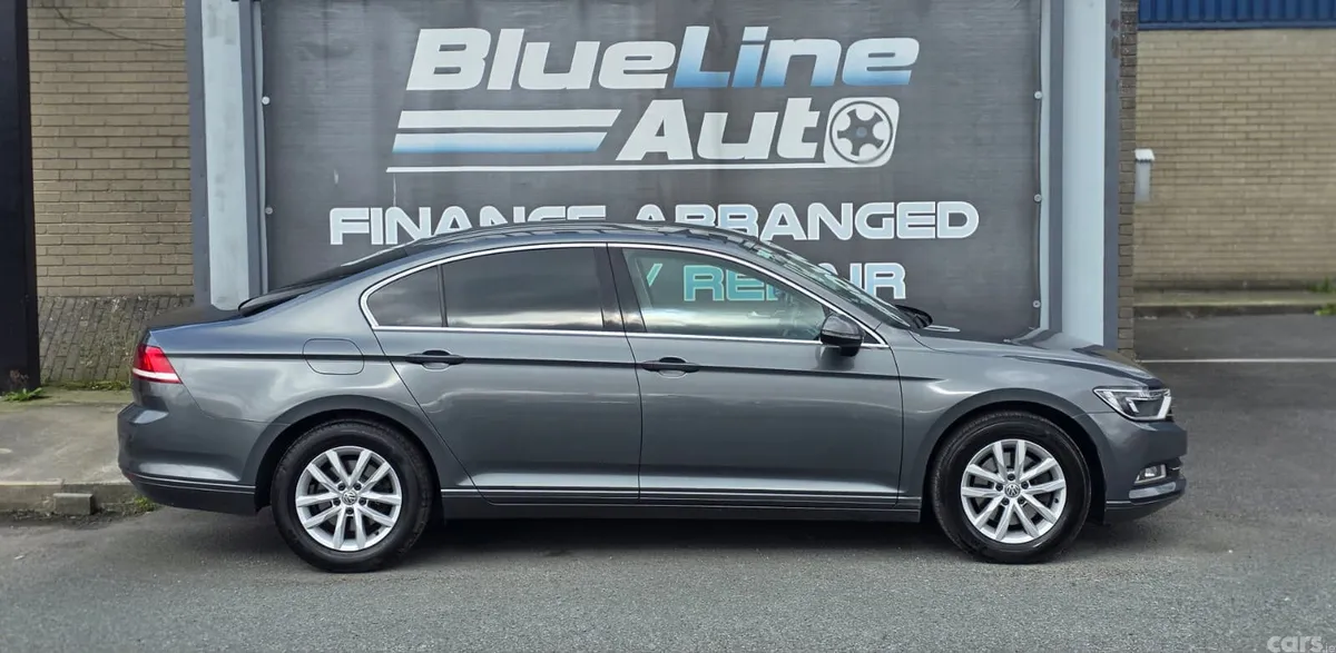Volkswagen Passat Saloon, Diesel, 2015, Grey