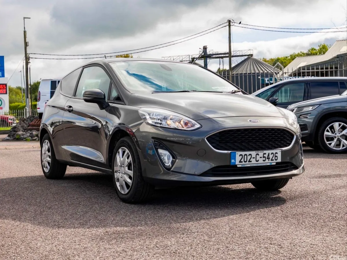 Ford Fiesta Hatchback, Diesel, 2020, Grey