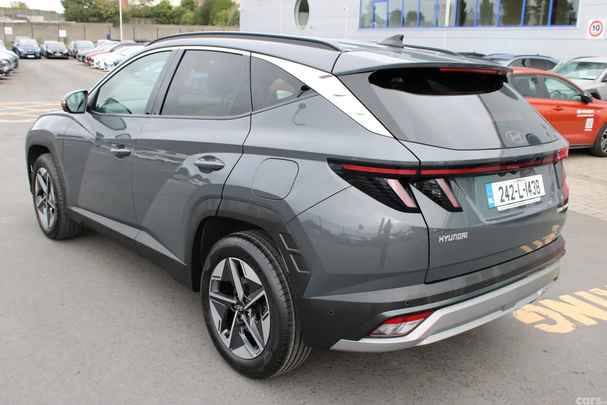 Hyundai Tucson SUV, Diesel, 2024, Grey