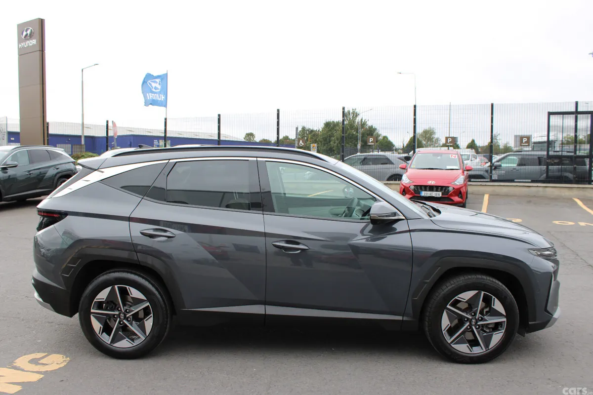 Hyundai Tucson SUV, Diesel, 2024, Grey