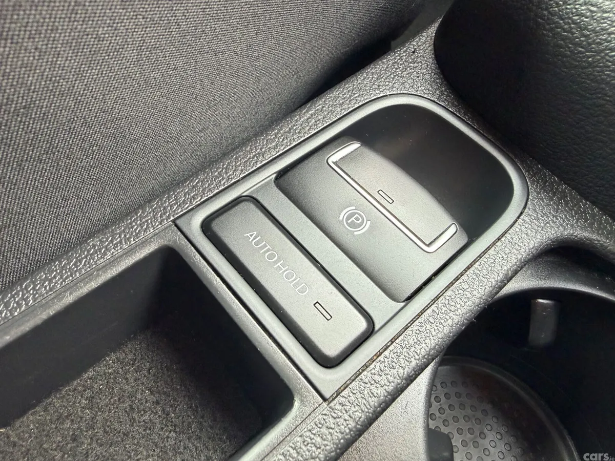 Volkswagen Tiguan SUV, Petrol, 2016, White