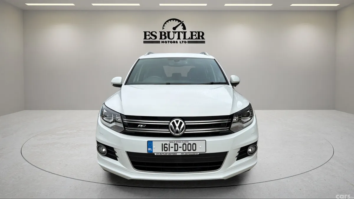 Volkswagen Tiguan SUV, Petrol, 2016, White