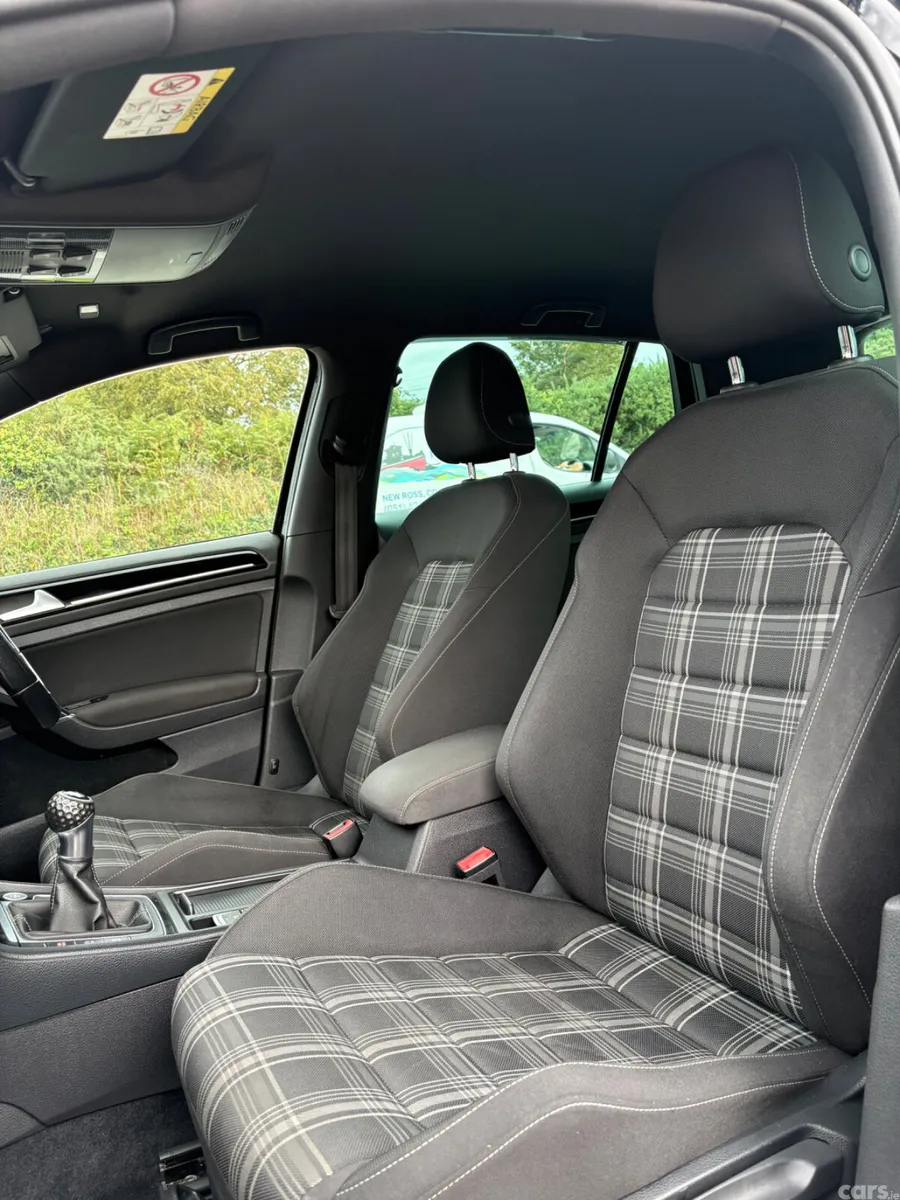Volkswagen Golf Hatchback, Diesel, 2016, Black
