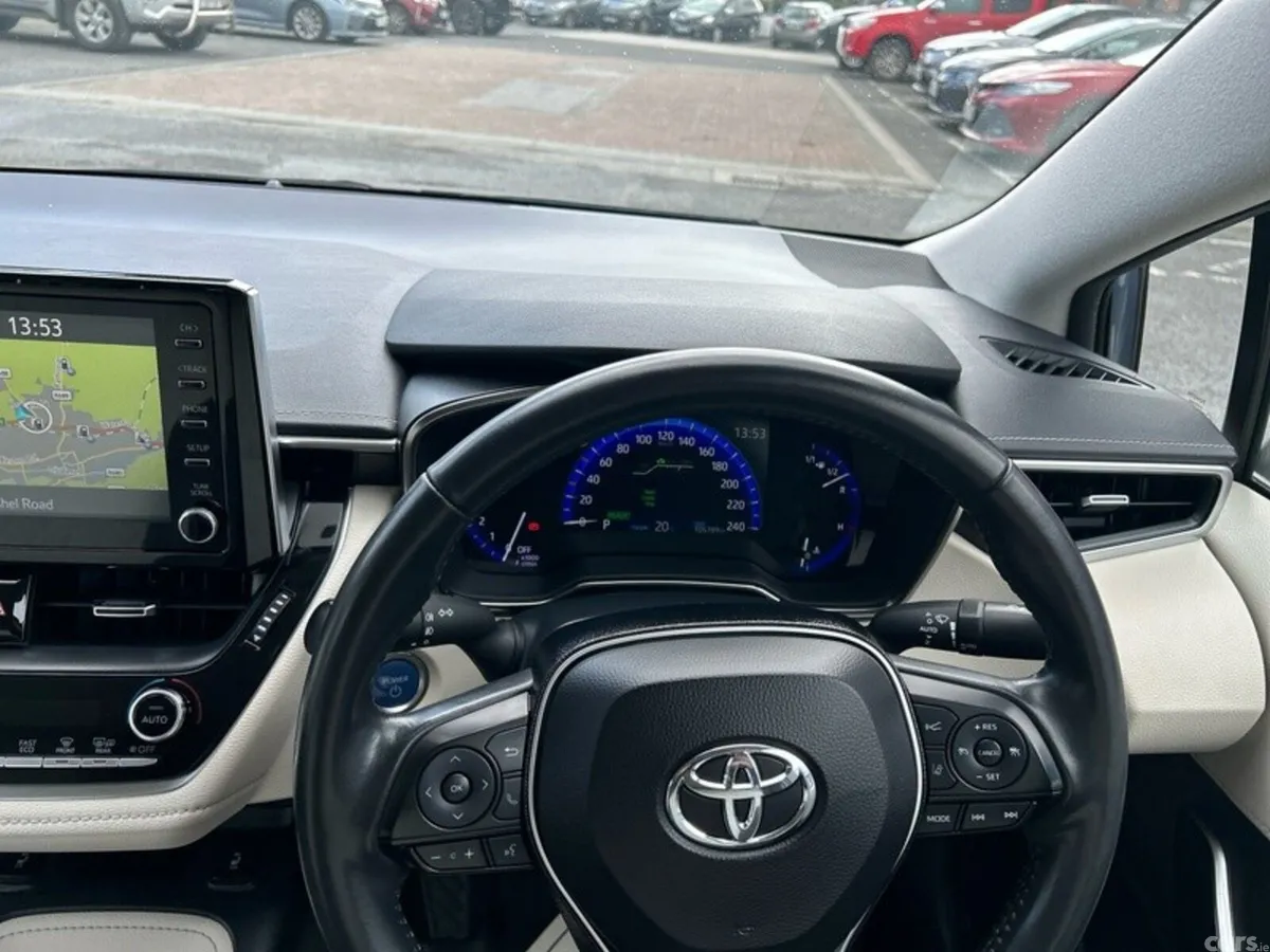 Toyota Corolla Saloon, Petrol Hybrid, 2021, Grey