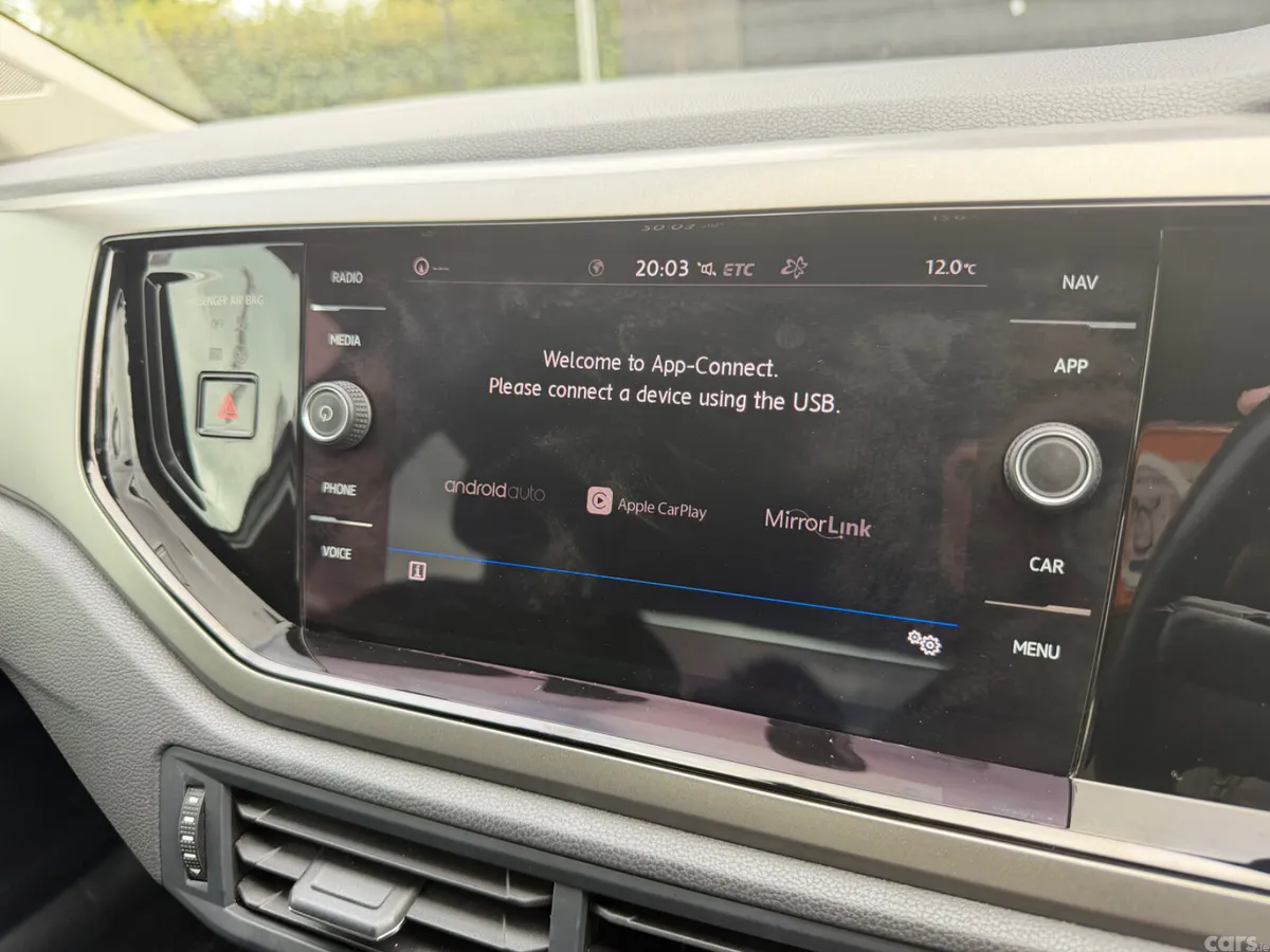 Volkswagen Polo Hatchback, Petrol, 2019, White