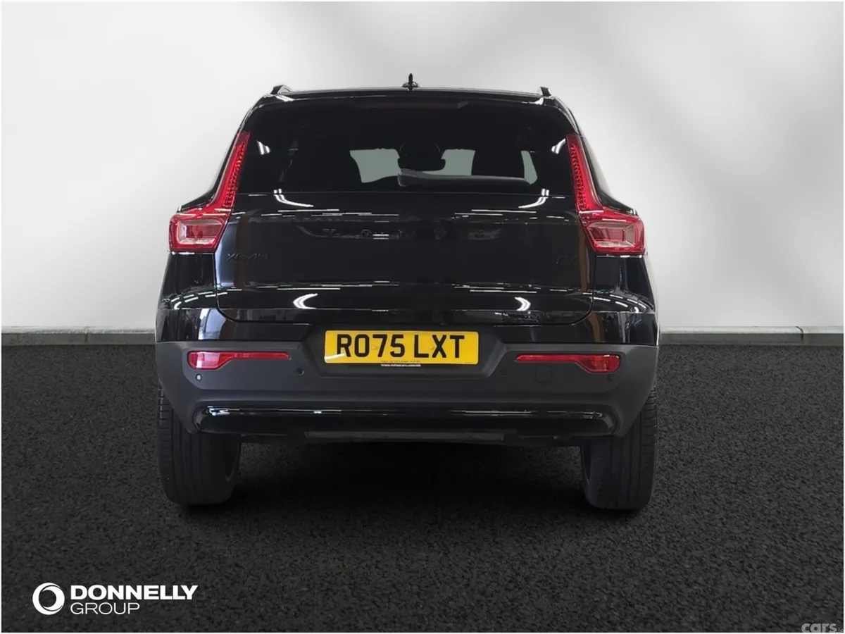 Volvo XC40 Estate, Petrol, 2025, Black