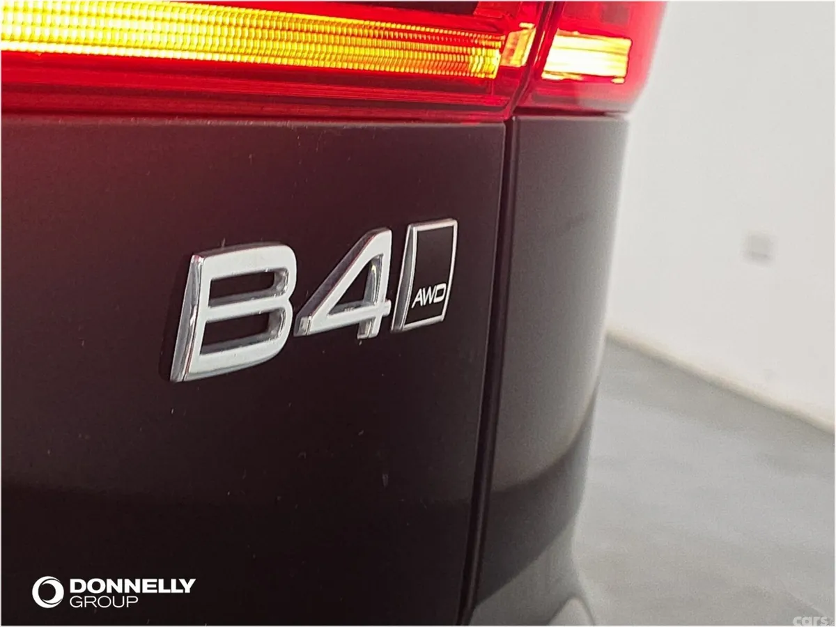 Volvo XC60 Estate, Diesel, 2024, Black